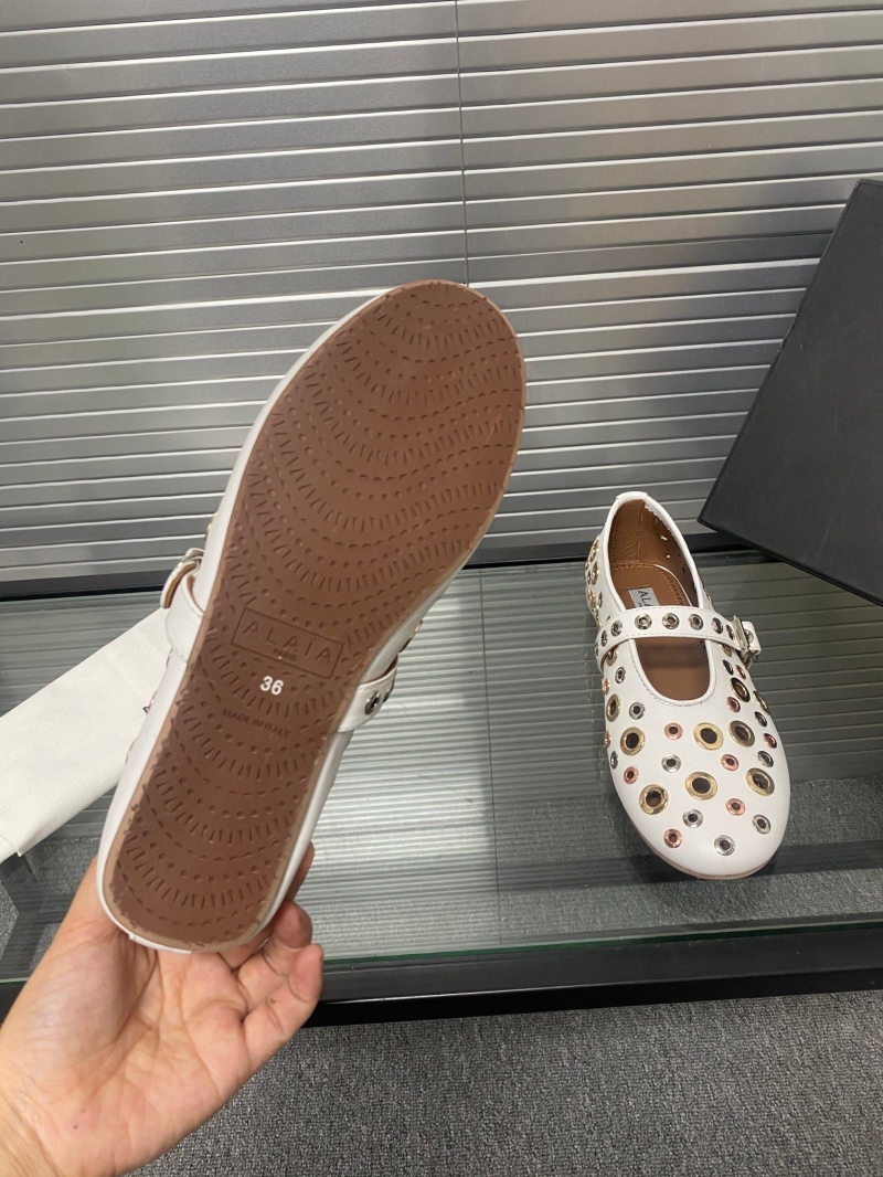 Alaia Flat Shoes